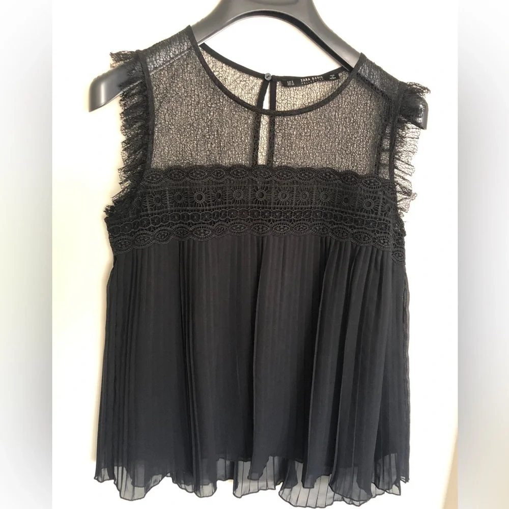 Zara lace and pleats detail top - Size S - Picture 2 of 6